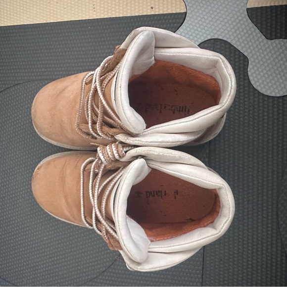 Kids Timberland Brown  Boots - Picture 9 of 9